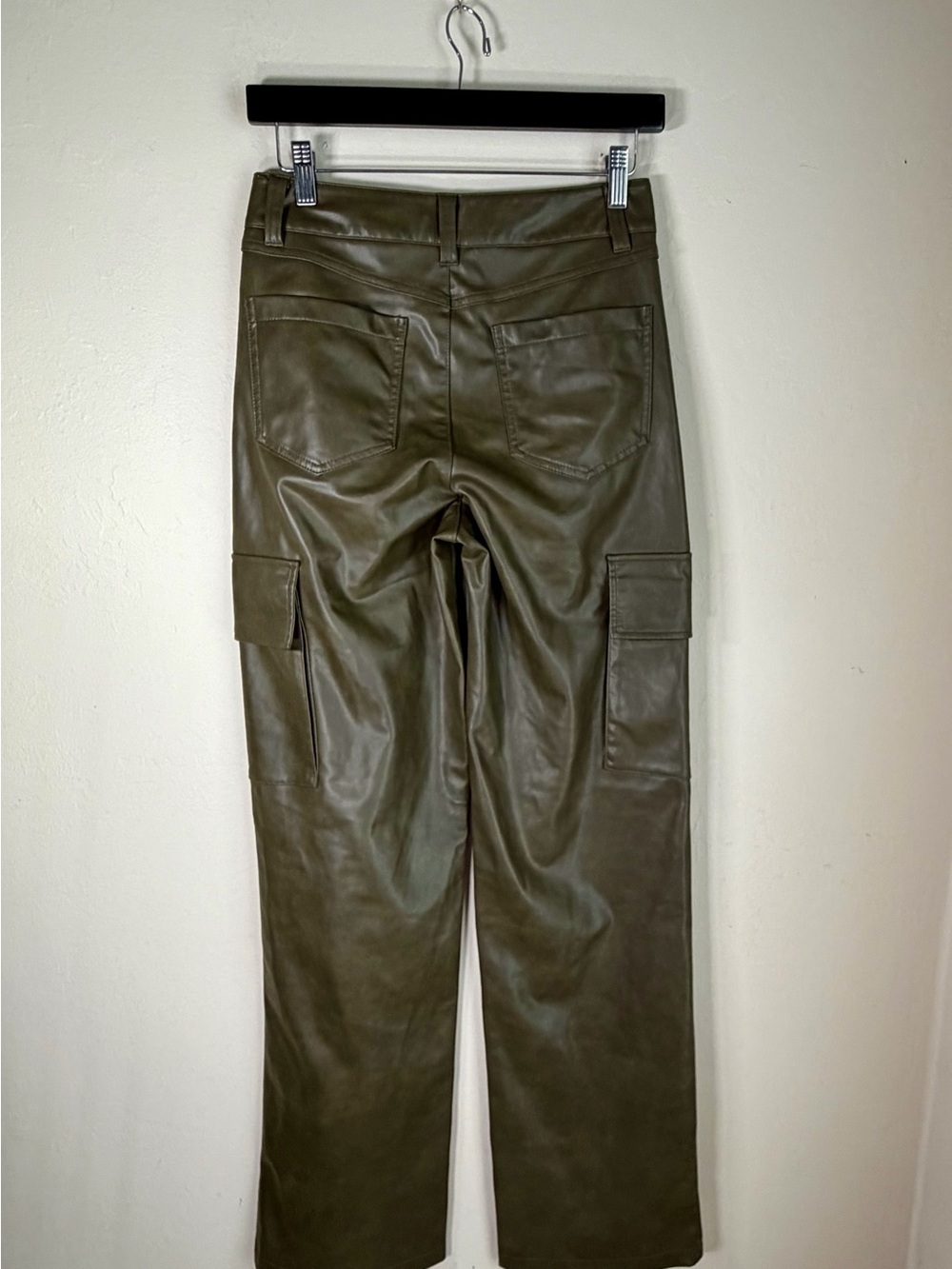 Zara Olive Green Faux Leather Cargo Pants - Picture 5 of 10